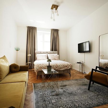 Center City Apartment 3 Загреб Екстериор снимка